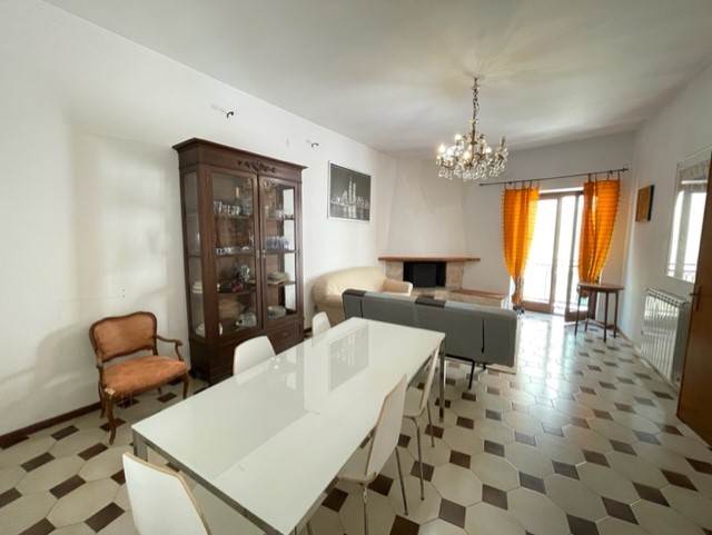 APPARTAMENTO IN CENTRO STORICO CON TERRAZZO 